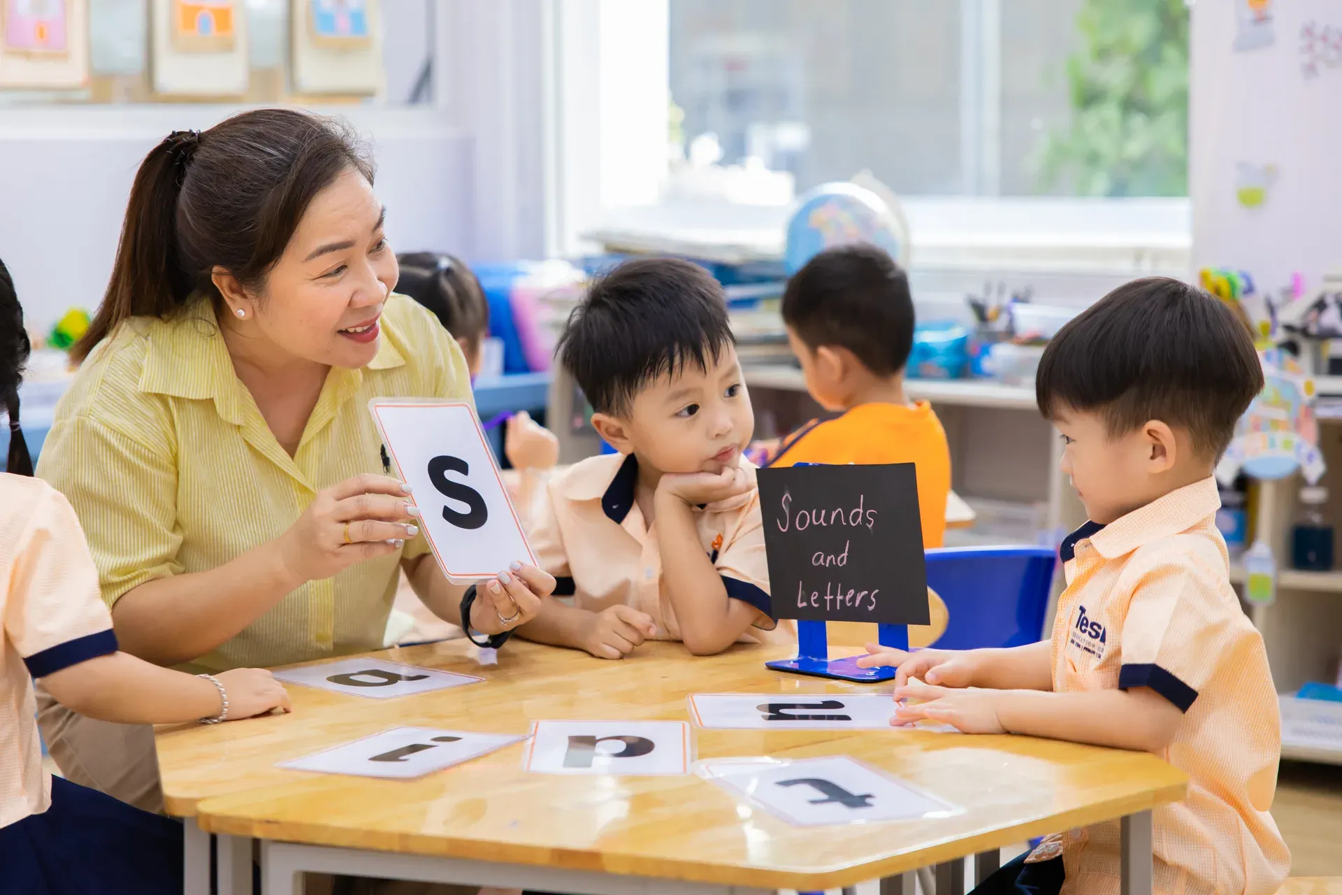 English-Class-EYP_Phonics-007.jpg